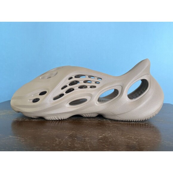 adidas Yeezy Foam Runner "Clay Taupe" Men's Size 14 GV6842 - Picture 3 of 11